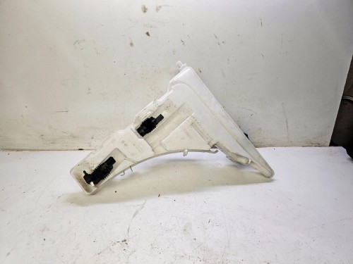 ZBIORNIK SPRYSKIWACZY AUDI A6 C8 AVANT 4K0955451E