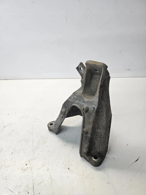 ŁAPA PODPORA SILNIKA AUDI A6 C6 4F0199308P