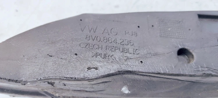 WYGŁUSZENIE BŁOTNIKA PRAWE AUDI A3 8V 8V0864236