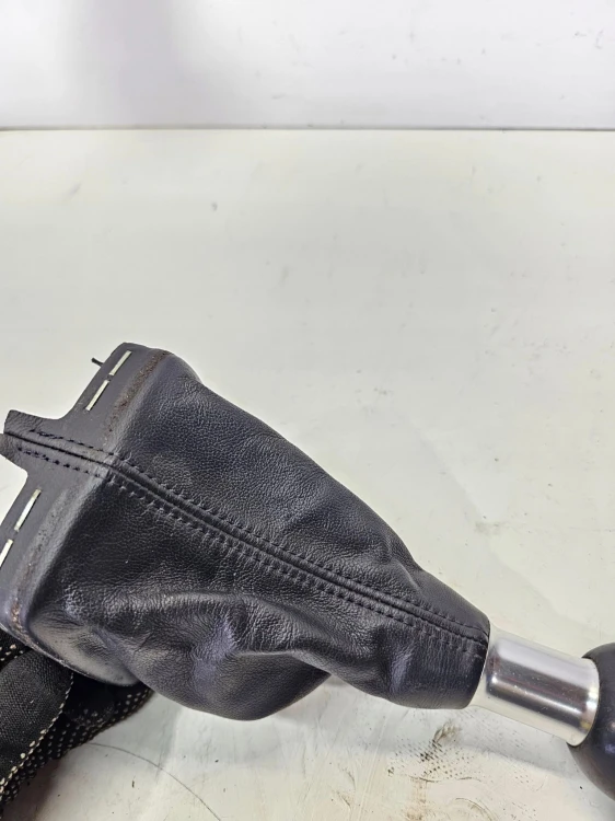 MIESZEK GAŁKA ZMIANY BIEGÓW AUDI A3 8P A1 8X 8P0863279A 6/25 6 BIEGÓW
