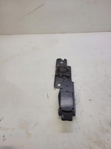SIŁOWNIK DOCIĄG KLAPY TYŁ AUDI A6 A7 A8 4F9827383B