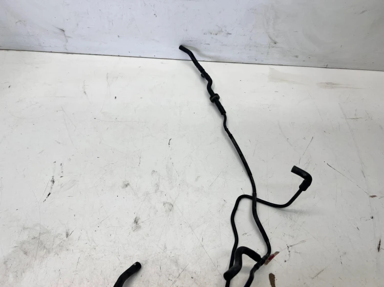PRZEWÓD WĄŻ PODCIŚNIENIA AUDI VW SEAT SKODA 03L131552AJ 03L131552AR