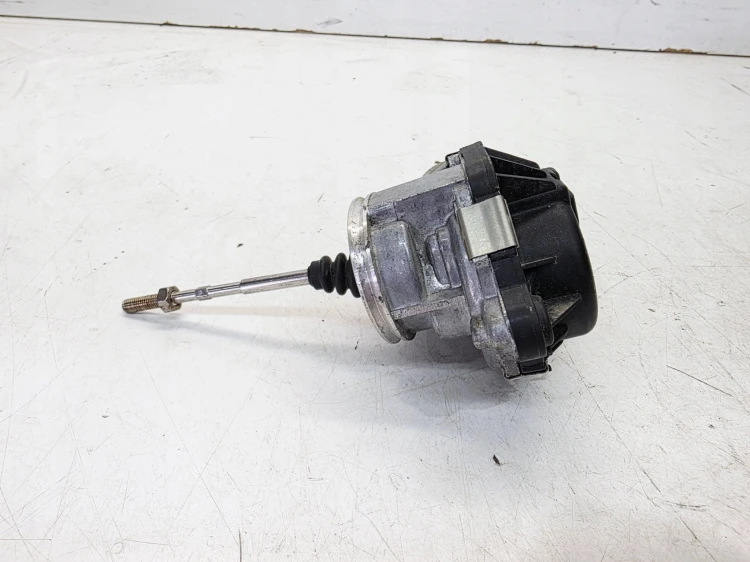 NASTAWNIK TURBOSPRĘŻARKI TURBINY AUDI A4 B9 A5 Q5 FY 2.0 TFSI 06L145614B