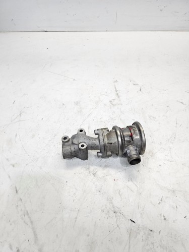ZAWÓR EGR AUDI A4 B6 B7 2.0 ALT 06B131817J