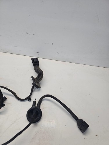 WIĄZKA DRZWI PRAWY LEWY TYŁ AUDI Q3 8U 8U0971687B