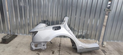 BŁOTNIK TYŁ PRÓG ĆWIARTKA PRAWA AUDI A4 B9 KOMBI