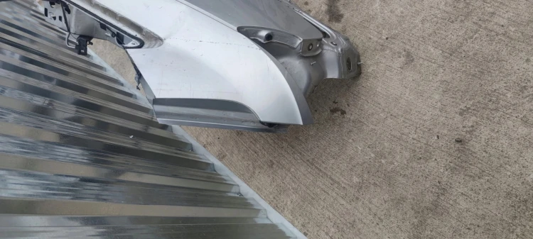 BŁOTNIK TYŁ PRÓG ĆWIARTKA PRAWA AUDI A4 B9 KOMBI
