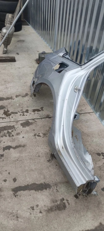 BŁOTNIK TYŁ PRÓG ĆWIARTKA PRAWA AUDI A4 B9 KOMBI