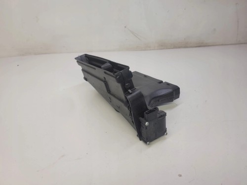 KANAŁ CIEPŁEGO POWIETRZA AUDI Q7 4L 7L0820351B