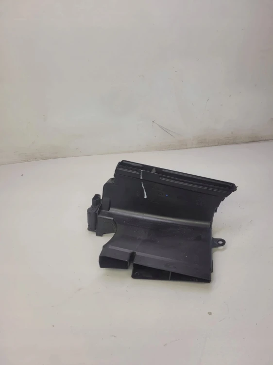 KANAŁ CIEPŁEGO POWIETRZA AUDI Q7 4L 7L0820351B