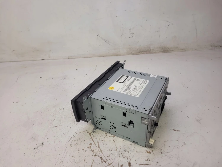 RADIO CD CONCERT AUDI A4 A5 Q5 LIFT 8R1035186A