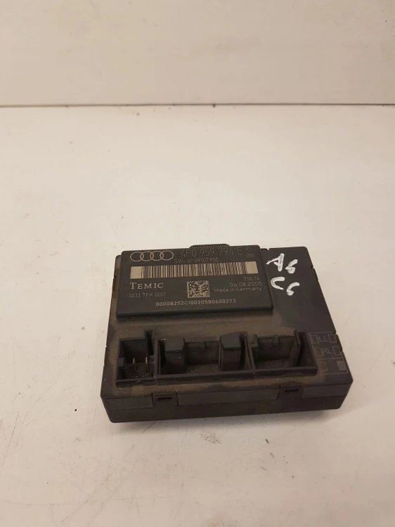 MODUŁ DRZWI PRAWY TYŁ AUDI A6 C6 4F0959794E