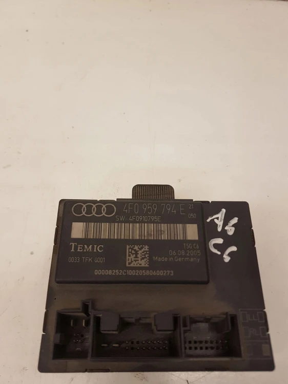 MODUŁ DRZWI PRAWY TYŁ AUDI A6 C6 4F0959794E