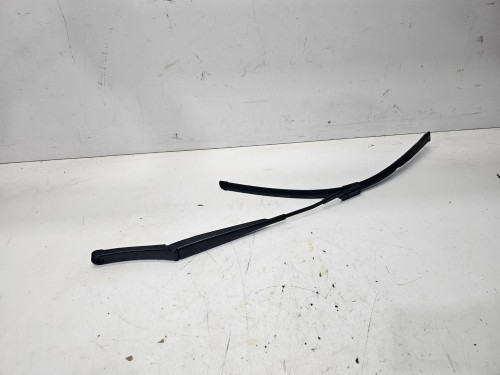 RAMIĘ WYCIERACZKI LEWE VOLKSWAGEN TIGUAN II 5NB955409