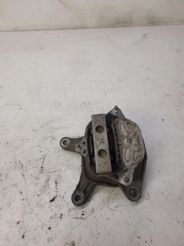 ŁAPA PODUSZKA SKRZYNI AUDI A4 B9 A5 8W0399118B