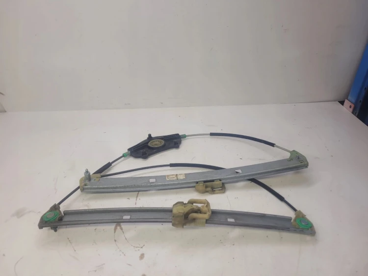 MECHANIZM SZYBY PRAWY PRZÓD AUDI Q5 8R 8R0837462B