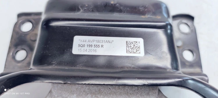ŁAPA PODUSZKA SKRZYNI AUDI VW SEAT 5Q0199555R 1.4