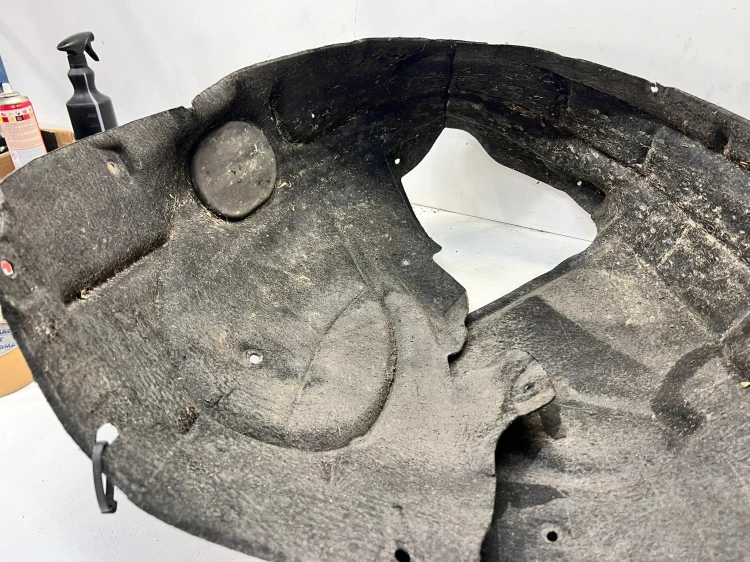NADKOLE LEWY PRZÓD AUDI A6 C6 LIFT MATERIAŁOWE 3/25