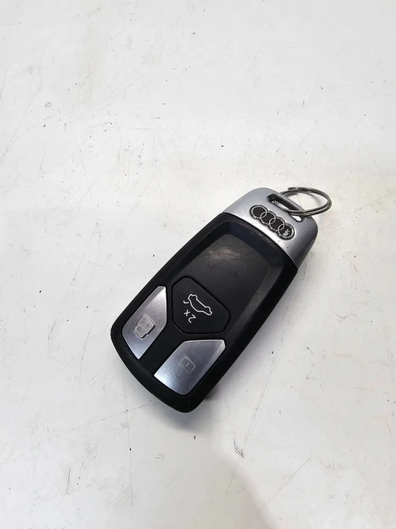 KLUCZYK PILOT AUDI A4 B9 A5 8W Q7 4M 4M0959754CJ