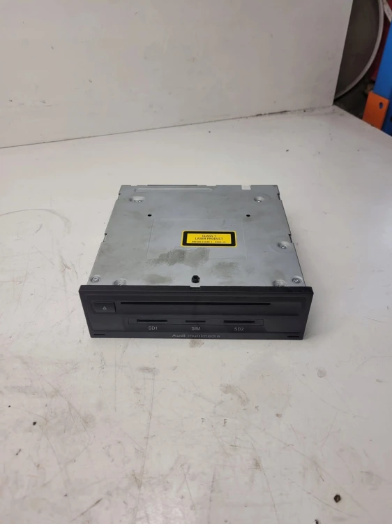 CZYTNIK MMI 3G MULTIMEDIA AUDI Q7 A6 C6 4E0035654D