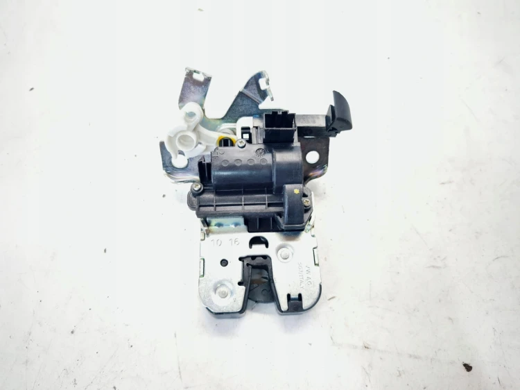 ZAMEK KLAPY TYŁ AUDI A4 B9 A5 8W 3G0827503A