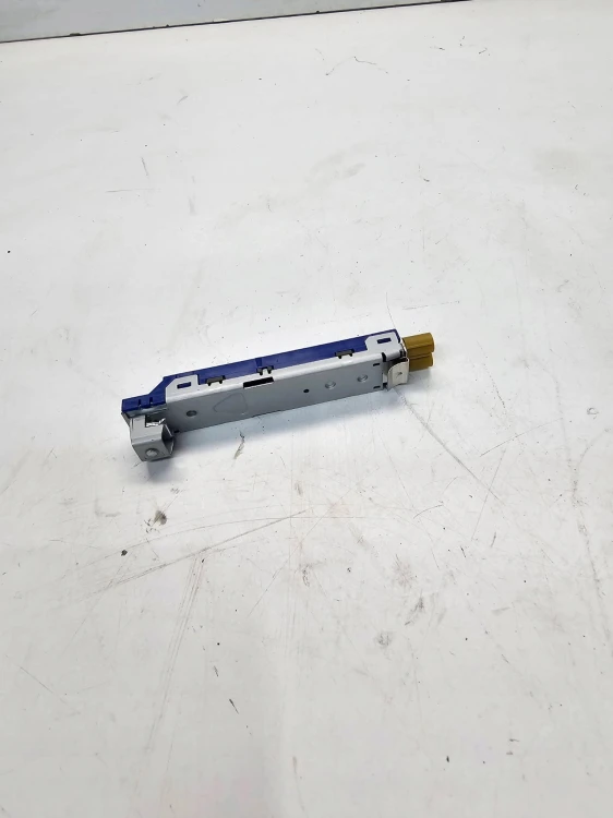 WZMACNIACZ ANTENOWY AUDI A4 B9 A5 F5 8W9035225Q
