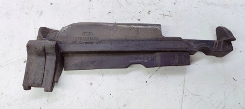 WYGŁUSZENIE BŁOTNIKA PRAWE AUDI A3 8P 8P0823722C