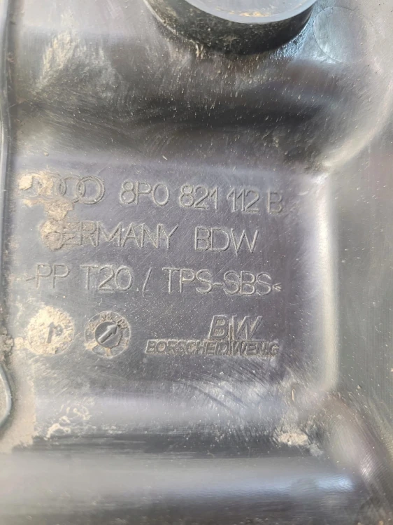 WYGŁUSZENIE BŁOTNIKA PRAWE AUDI A3 8P 8P0821112B