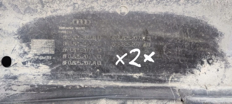 OSŁONA PŁYTA PODWOZIA LEWA AUDI A5 8T8825207B *2*