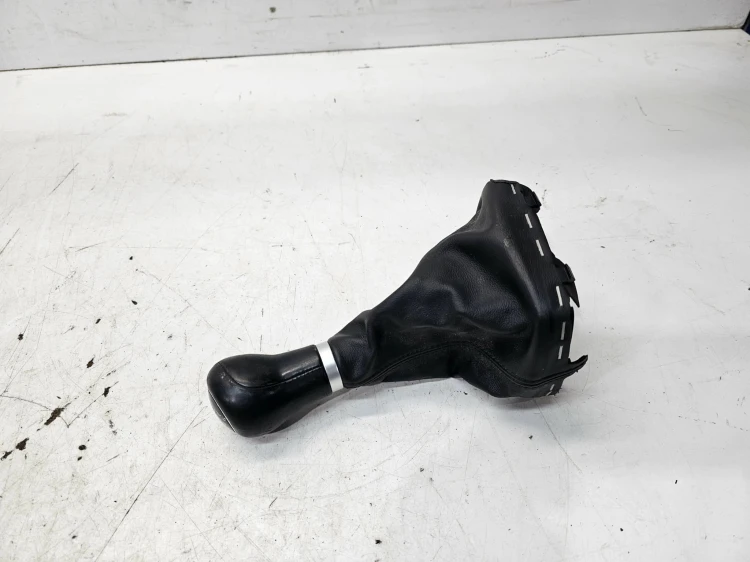 MIESZEK GAŁKA ZMIANY BIEGÓW AUDI A3 8P LIFT 8P0863279 2/2026 6-BIEGOWA