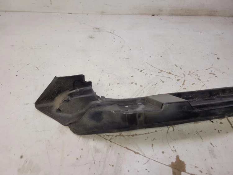 WYGŁUSZENIE BŁOTNIKA PRAWE AUDI Q5 8R 8R0821112B