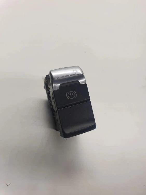 PRZYCISK HAMULCA RĘCZNEGO AUDI A4 B8 Q5 8K2927225G