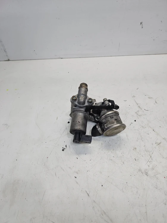 ZAWÓR EGR AUDI A4 B6 B7 1.6 FSI 06B131817L