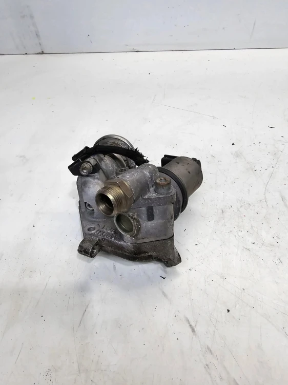 ZAWÓR EGR AUDI A4 B6 B7 1.6 FSI 06B131817L