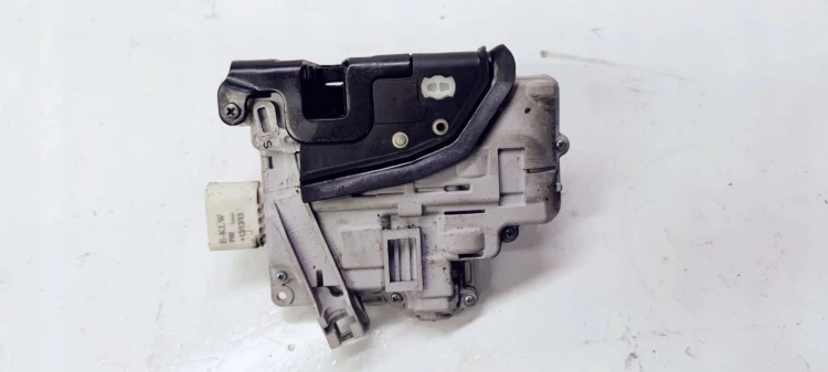 ZAMEK DRZWI LEWY TYŁ AUDI A6 C7 Q3 4G0839015 9PIN