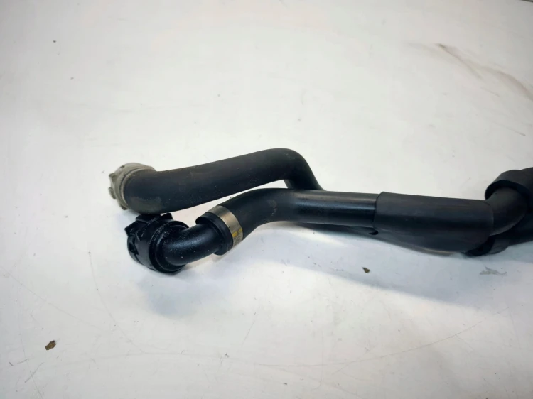 RURKA PRZEWÓD WĄŻ WODY AUDI A4 B8 A5 8T LIFT 2.0 TDI 8K0145919C