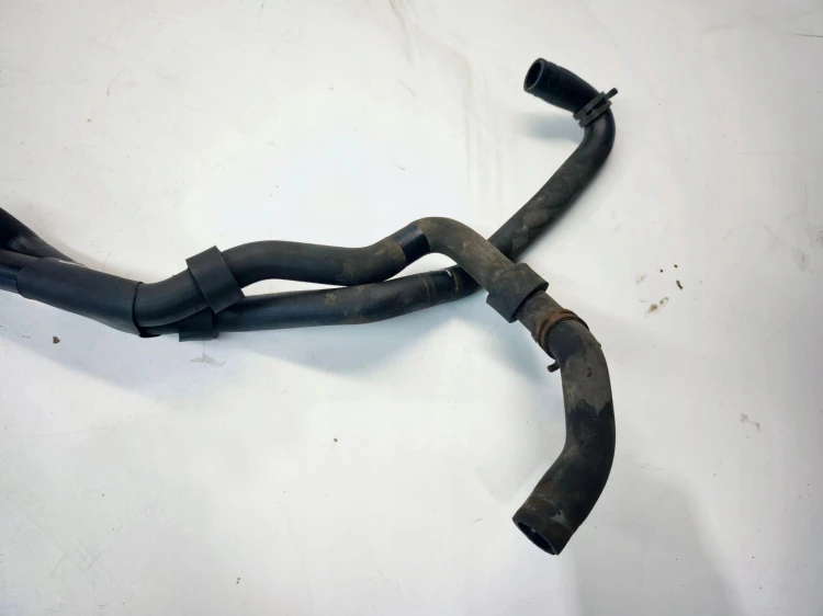 RURKA PRZEWÓD WĄŻ WODY AUDI A4 B8 A5 8T LIFT 2.0 TDI 8K0145919C