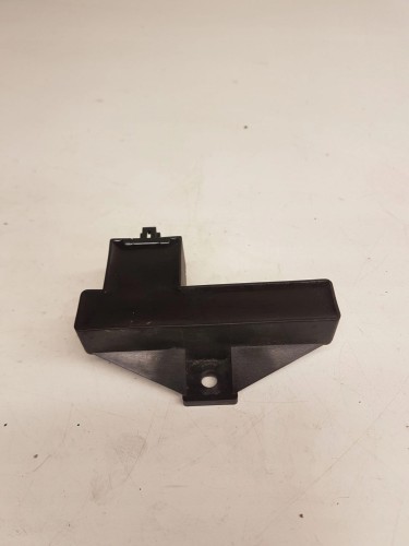 MODUŁ CZUJNIK ANTENY KESSY AUDI A6 C6 4F0909141