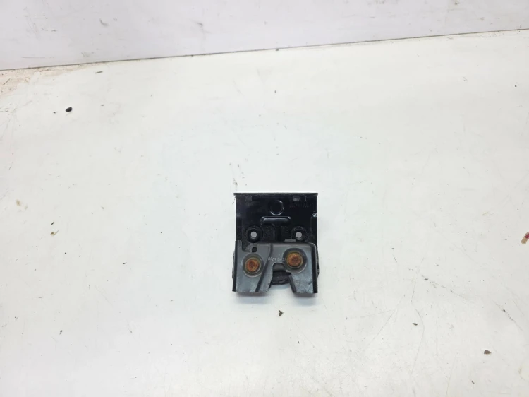 ZAMEK OPARCIA FOTELA PRAWY TYŁ AUDI A5 8F CABRIO 8F0885298
