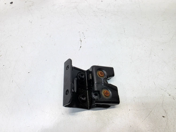 ZAMEK OPARCIA FOTELA PRAWY TYŁ AUDI A5 8F CABRIO 8F0885298