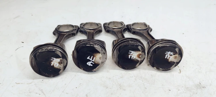 TŁOK + KORBOWÓD AUDI VW CAB 1.8 TFSI 06H 06HAE