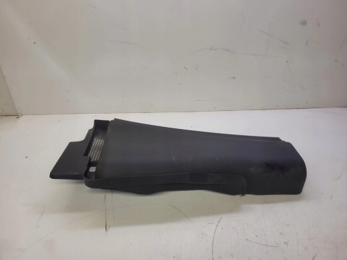 PODSZYBIE PLASTIKOWE AUDI A4 B8 A5 8T 8K1819447E