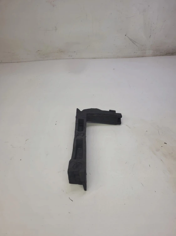 WYGŁUSZENIE BŁOTNIKA PIANKA AUDI A4 B8 8K0823721L