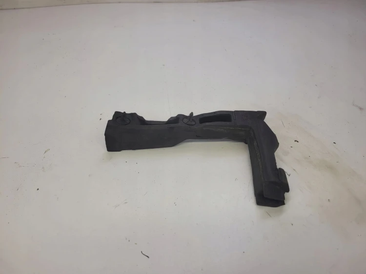 WYGŁUSZENIE BŁOTNIKA PIANKA AUDI A4 B8 8K0823721L