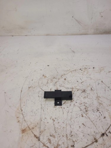 WZMACNIACZ ANTENY KESSY AUDI A4 A5 Q7 4M0907247