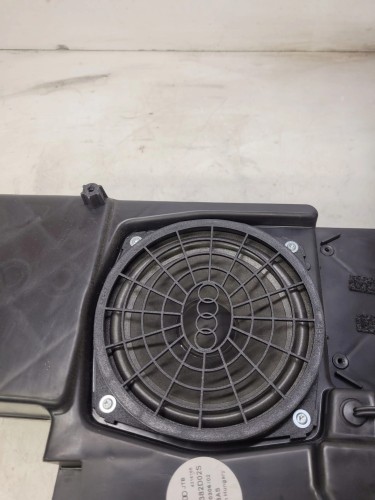 GŁOŚNIK SUBWOOFER TUBA AUDI A4 B6 B7 8E9035382D