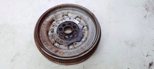 KOŁO DWUMAS AUDI Q3 F3 VW SEAT 1.5 TFSI 05L105266J