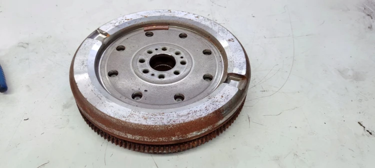 KOŁO DWUMAS AUDI Q3 F3 VW SEAT 1.5 TFSI 05L105266J