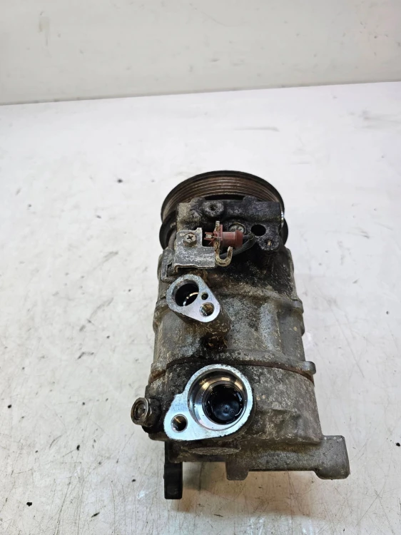 SPRĘŻARKA KLIMATYZACJI AUDI A4 B8 A5 Q5 8T0260805F