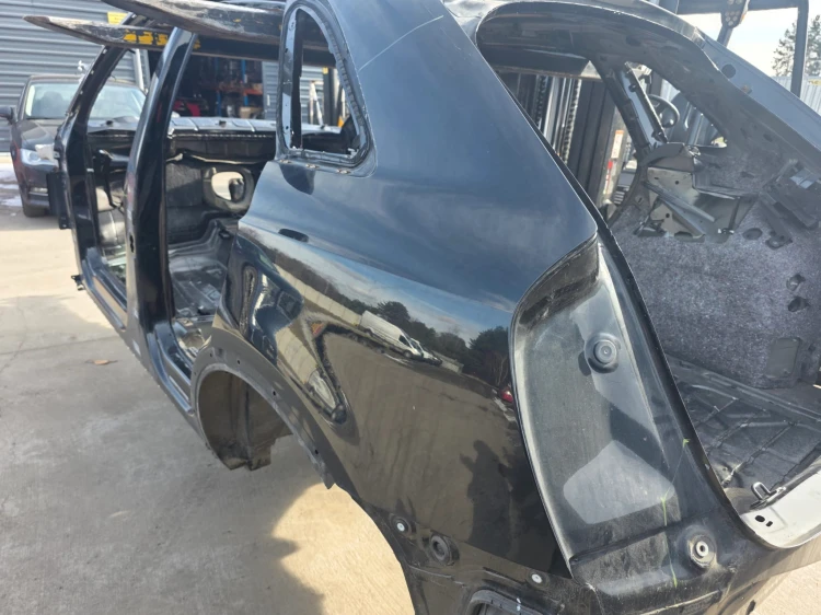 ĆWIARTKA BŁOTNIK LEWY TYŁ AUDI Q3 8U 2011-2018 ORYGINAŁ !!! *2